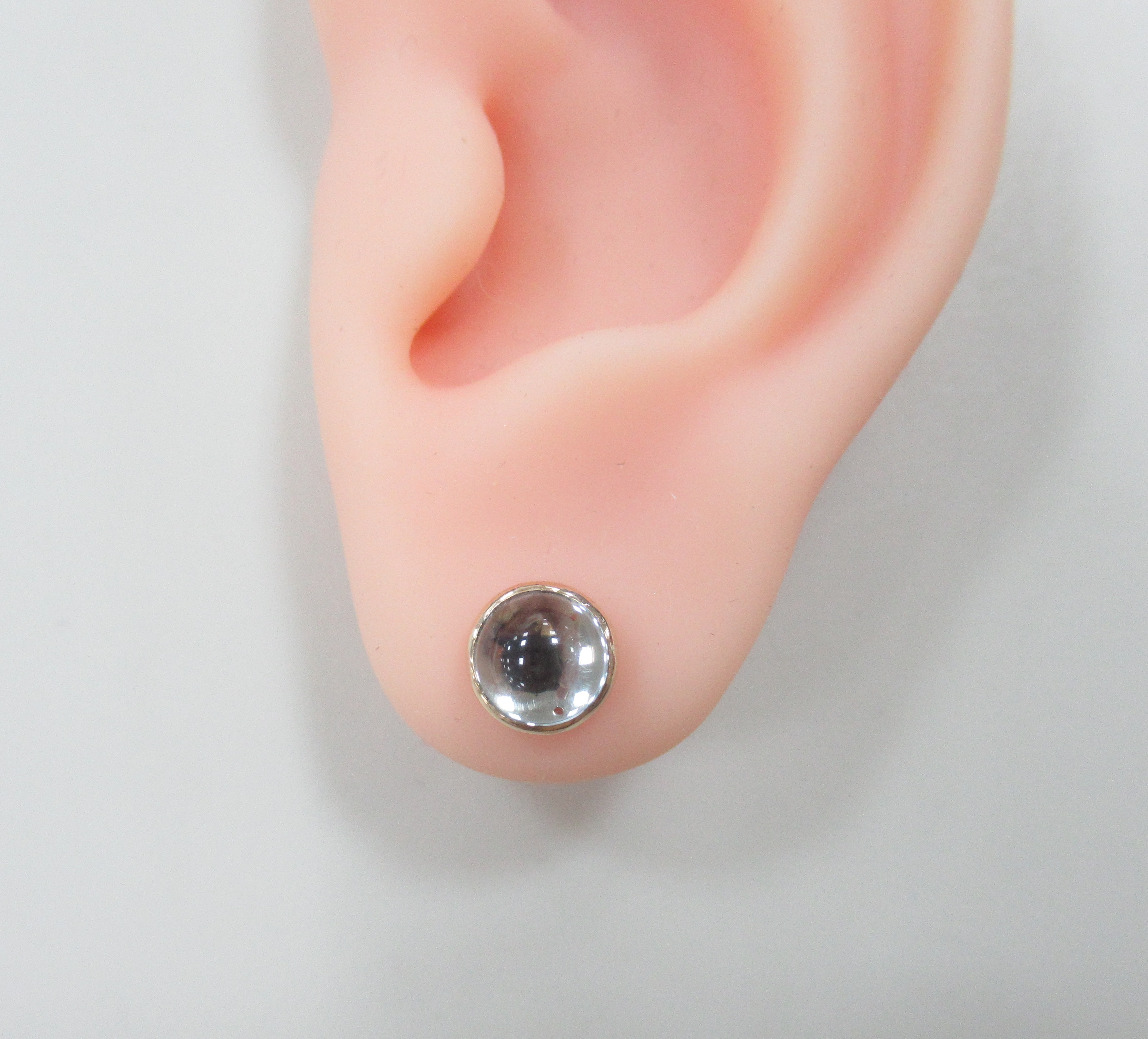 Серьги-пусеты из золота с топазами